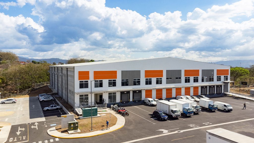 Warehouses at Multiplx Coyol aerial view with loading trucks in front